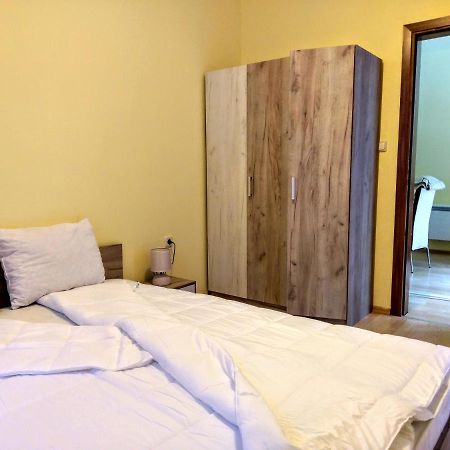 Private Apartments Nevena Pamporovo Exterior photo