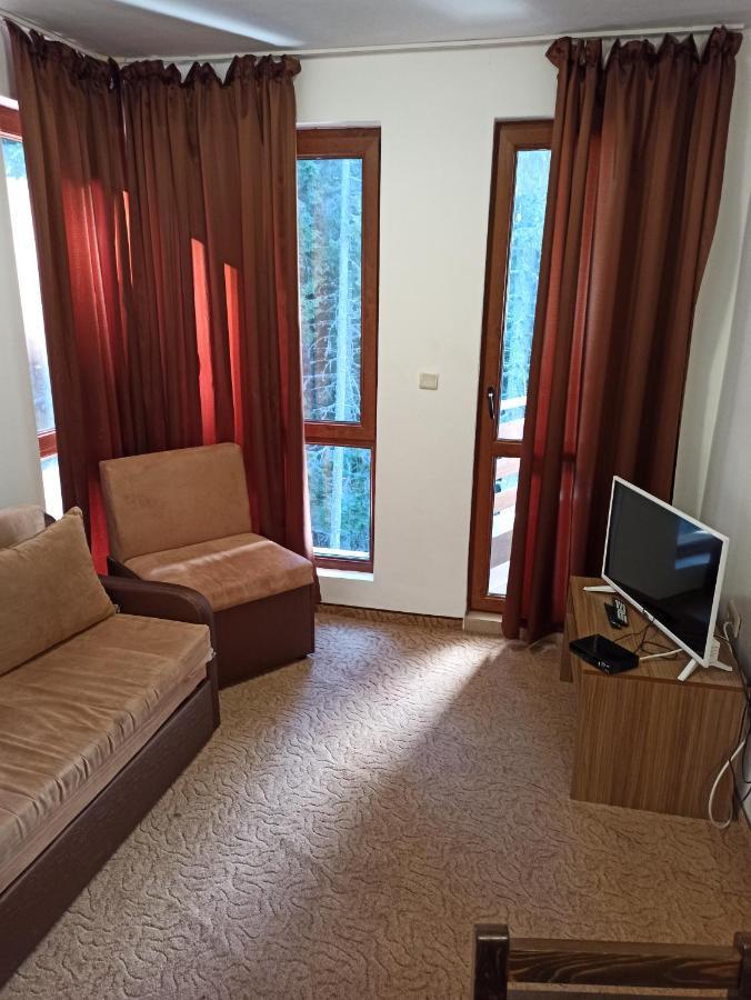 Private Apartments Nevena Pamporovo Exterior photo